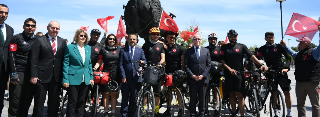 Çanakkaleli Bisikletçiler Samsun'a Uğurlandı
