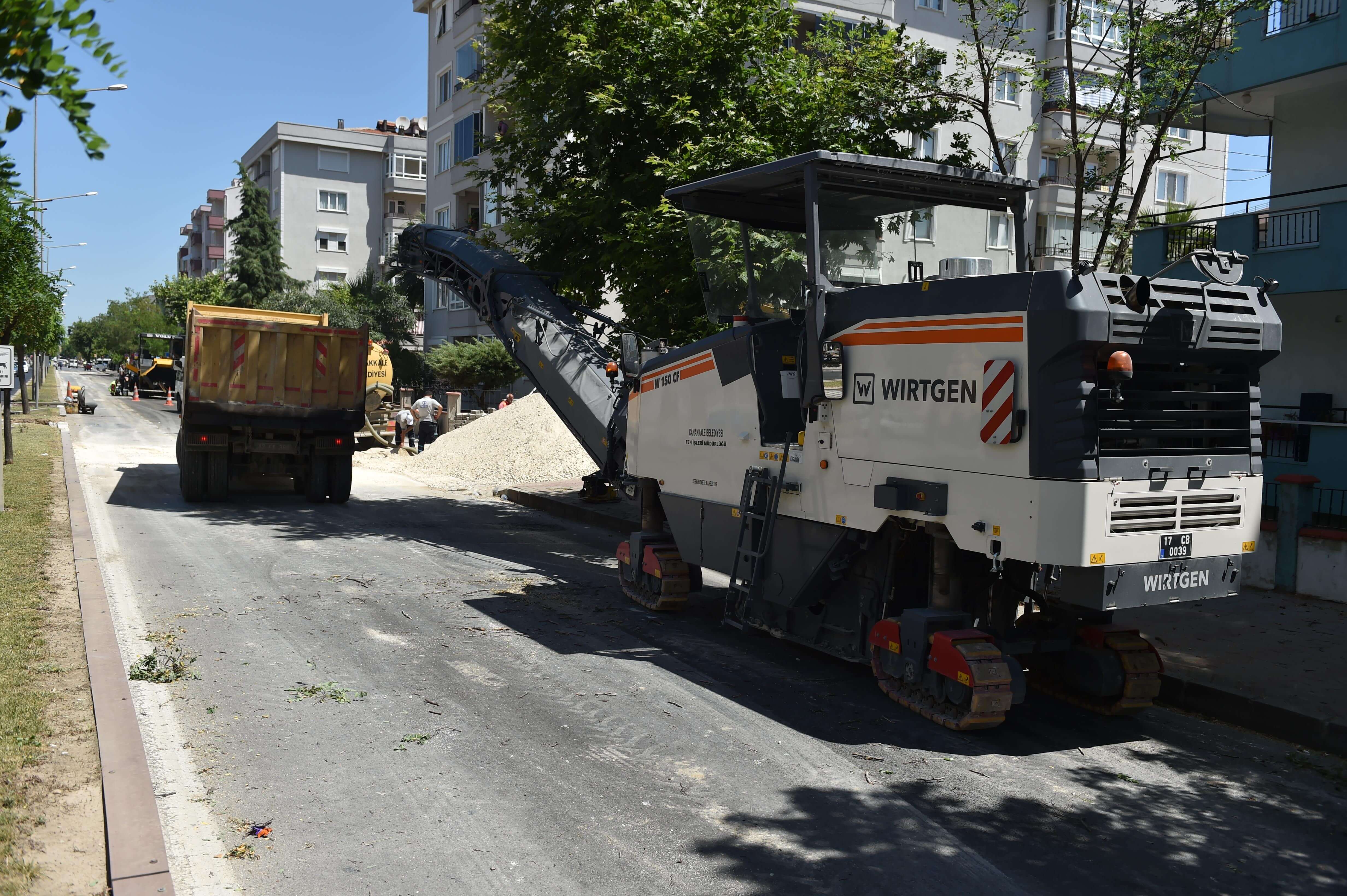Atatürk Caddesinde Alt ve Üstyapı Çalışmaları Tüm Hızı İle Devam Ediyor