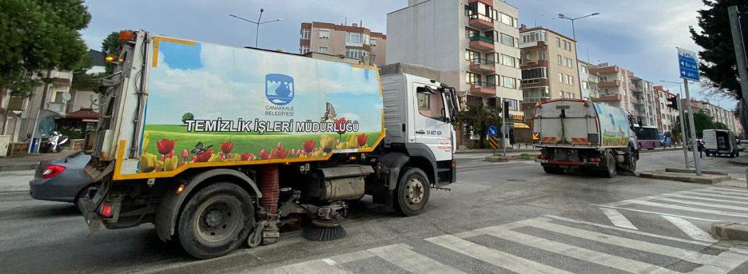 Piri Reis Caddesinde Genel Temizlik Çalışması Gerçekleştirildi