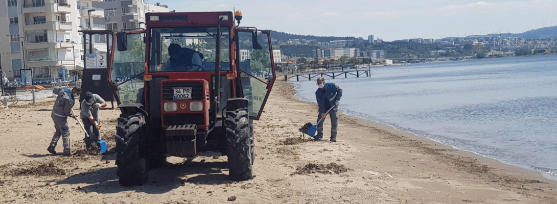 Sahil Temizlik Çalışmaları Rutin Olarak Sürdürülüyor