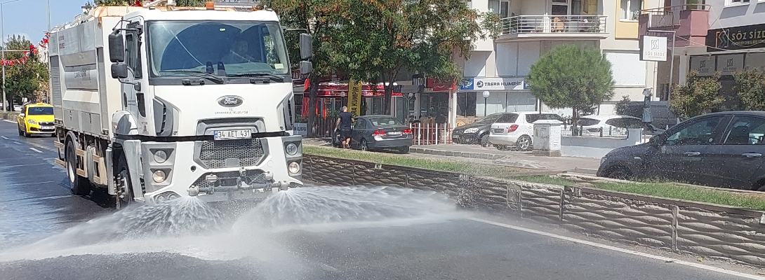 Yeni Haftayla Birlikte Detaylı Temizlik Çalışmaları Başladı