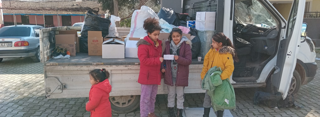 Hatay Kumlu'ya da Yardım Tırlarımız Ulaştı