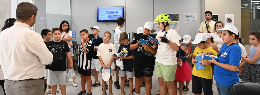 Çocuk Meclisi Üyelerinden Belediye Ziyareti