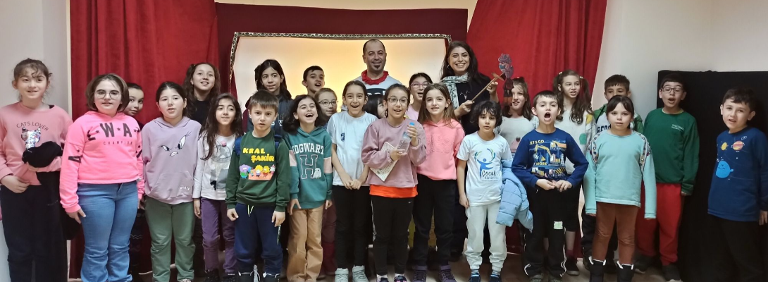 Çocuk Kültür Evi Karagöz Oyuncusu Hasan İlker Yıldırım'ı Konuk Etti