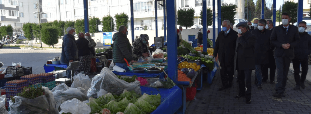 Başkan Gökhan, Vali Aktaş İle Birlikte Esenler Pazarını Ziyaret Etti