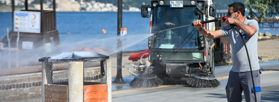Temizlik İşleri Müdürlüğünden Çevre Temizliği ve Halk Sağlığı İçin Kapsamlı Çalışma