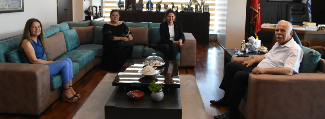 Başkan Gökhan, CHP Kadın Kolları Genel Sekreteri Yücel'i Ağırladı