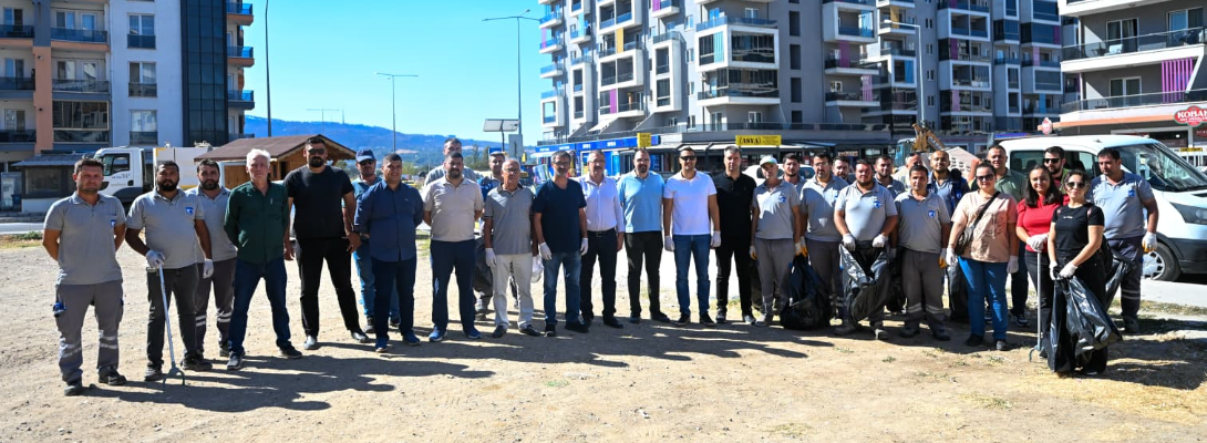 “Kentimiz Evimiz” Temizlik Hareketi Devam Ediyor