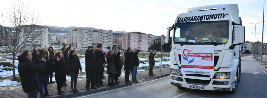 Yardımlar Çanakkale'den Yola Çıktı