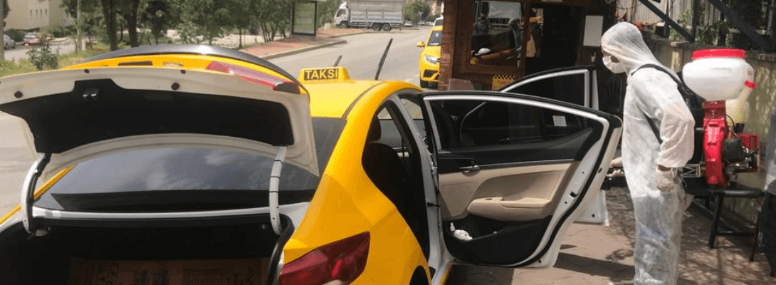 Taksi Durakları ve Taksiler Dezenfekte Edildi