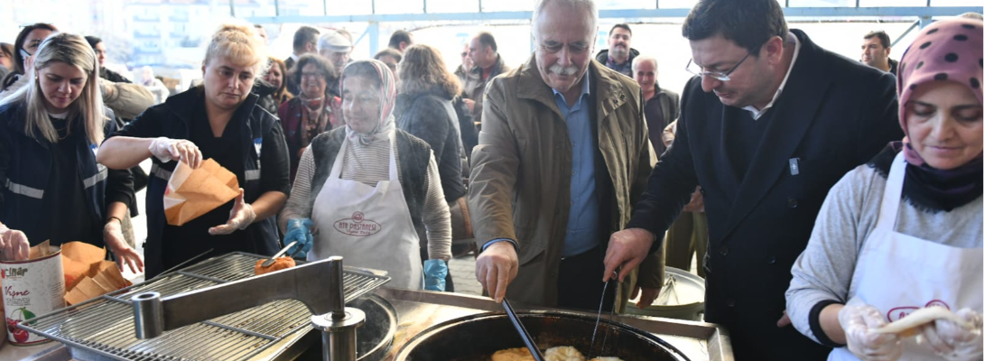 Çanakkale Belediyesinden Pişi İkramı