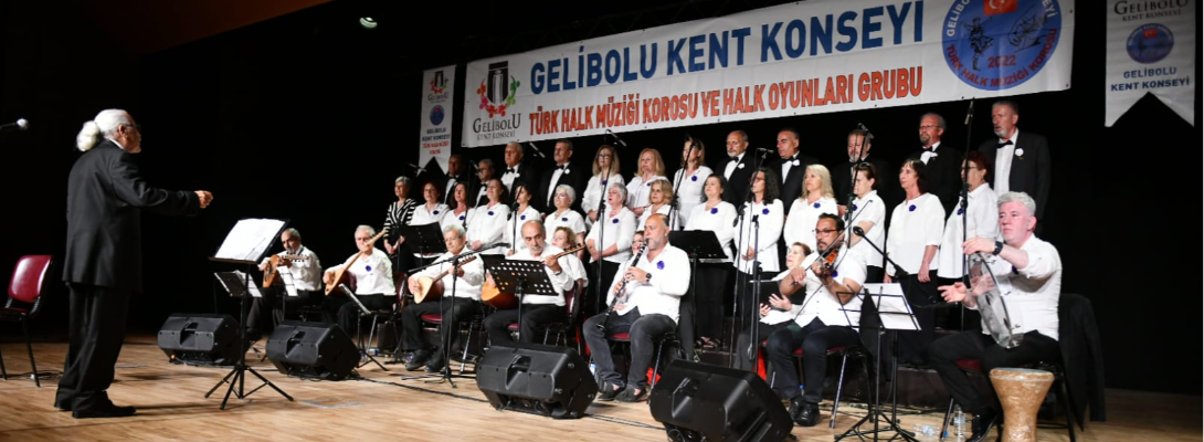 Gelibolu Belediyesi Türk Halk Müziği Korosu Çanakkale'de Sahne Aldı