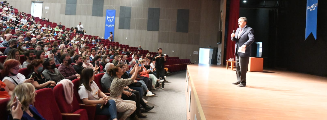 Başkan Vekili Sarıbaş, Prof. Dr. Dökmen'in Seminerine Katıldı