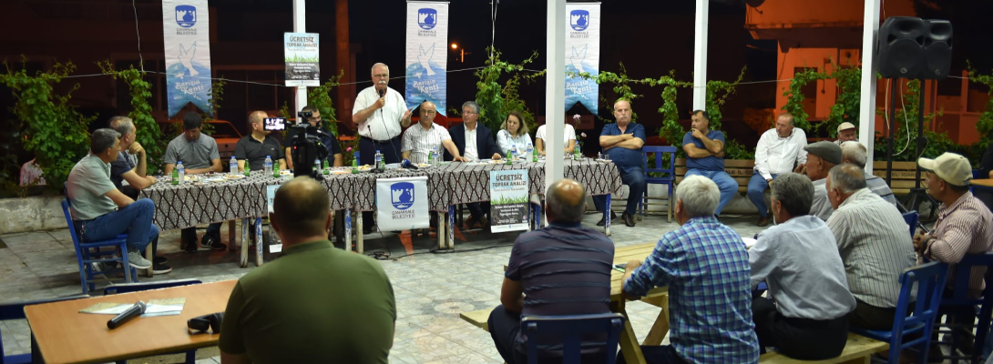 Başkan Gökhan Akçapınar Köyü'nde Ücretsiz Toprak Analizi Projesini Anlattı
