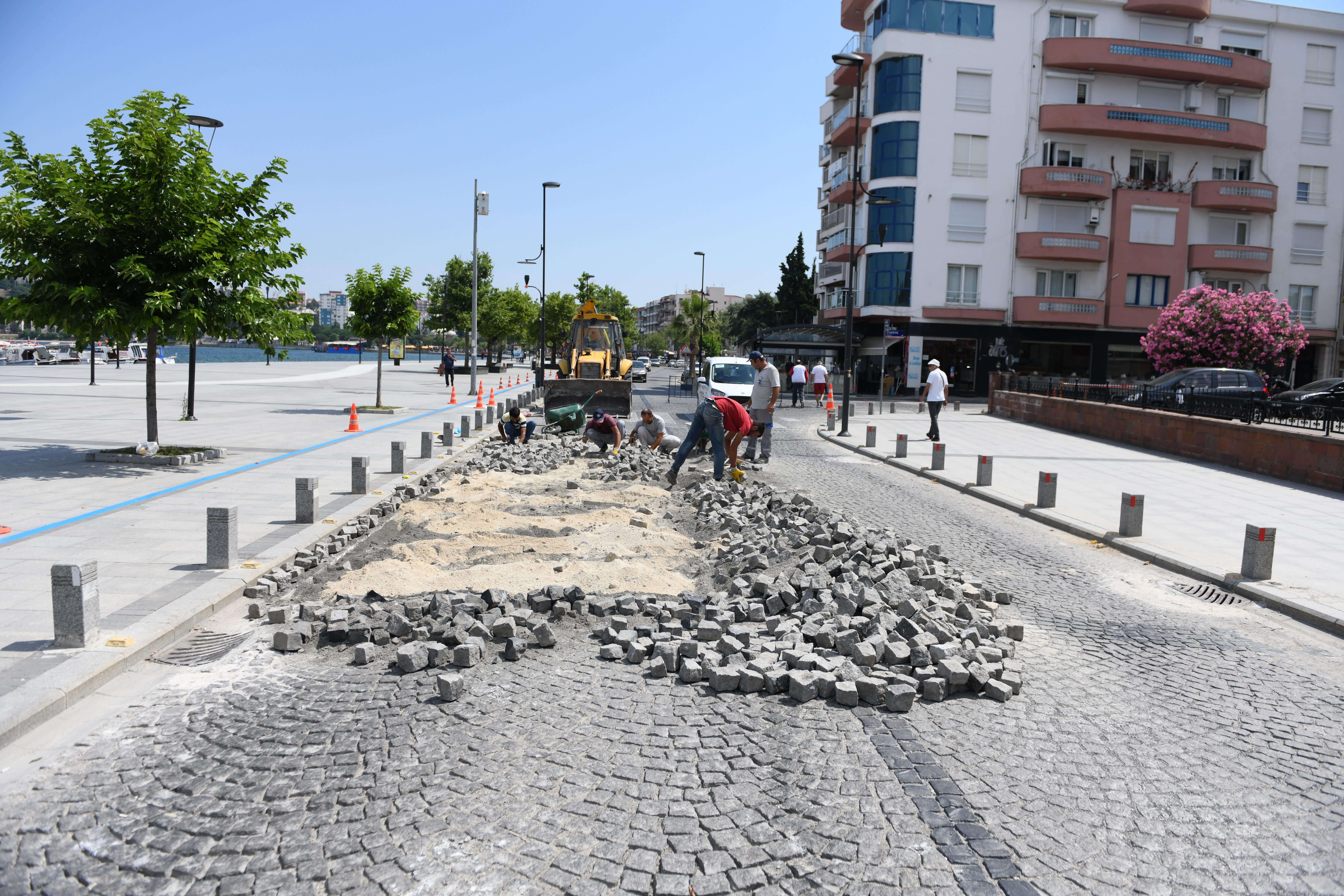 Kayserili Ahmet Paşa Caddesi'nde Çalışmalar Sürüyor