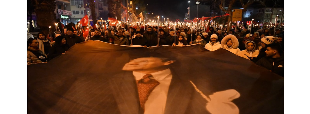 Zaferin 111. Yıl Dönümünde Fener Alayı'nda Buluştuk