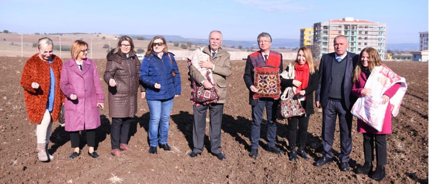 Bin Yıllık Miras Olan Karakılçık Buğdayı, Çanakkale'de Toprakla Buluşuyor