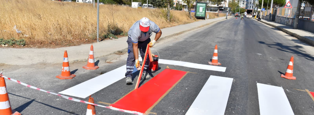 Esenler Mahallesi'nde Yol Çizgi Çalışması Gerçekleştirildi